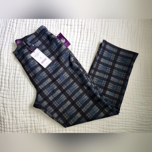 Gloria Vanderbilt Amanda HIgh Definition Performance Ponte Pant  16 short NWT - Picture 1 of 6